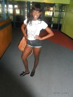 Black Co Ed Babe Demonstrates Her Boobs And Spreads