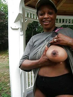 Black Queens Ebony