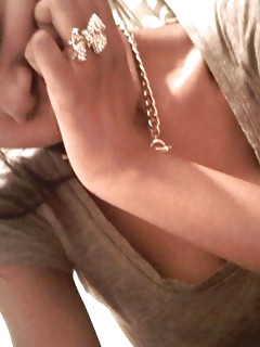 Gallery Of Vain Black Babes In Good Looking Self Pics