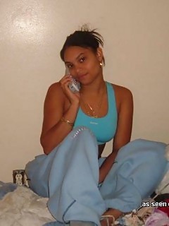 Black Girlfriend Posing Filthy In Her Room