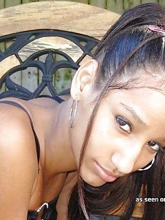 Shoot Of A Naughty Black Princess Flashing Her Boobs On Cam
