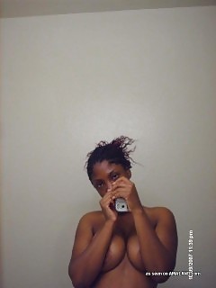 Photo Gallery Of A Hot Inviting Mulatto Teens Selfpics