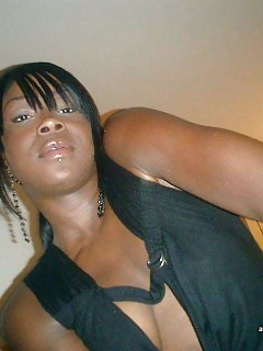 Good Looking Nubian Girl Sucking And Pumping White Dude