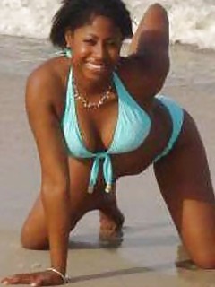 Black Gfs Exhibiting Off Their Sexy Figures