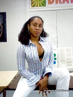 Picture Of A Filthy Black Babe Posing For Her Boyfriend