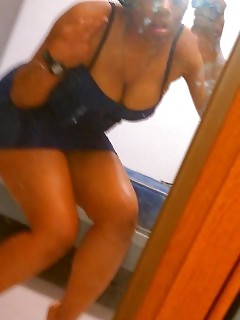 Pics Of A Crazy Black Babe Revealing Wide In The Bedroom