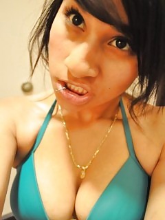 Filthy Black Babes Tease On Cam By Showing Tits