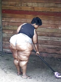 Black Booty Busty Ebony Gangbangs
