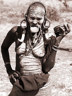 Shocking Africa Black Ebony Chicks