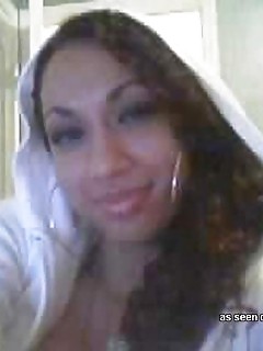 Sensitive Gallery Of A Mulatto Girls Fine Selfpics