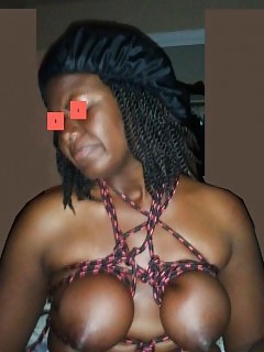 Sexy African Goddess Ebony Upskirts