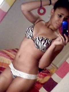 Photoset Of Playful Black Bitches Posing Breathtaking For The Cam