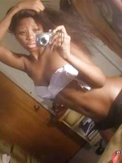 Photoset Of A Black Bitch Posing Attractive For Her Boyfriend