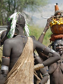 Shocking Africa Ebony Toilet