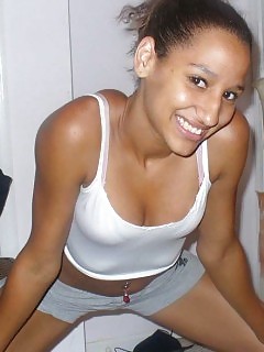 Shoot Of A Naughty Black Princess Flashing Her Boobs On Cam
