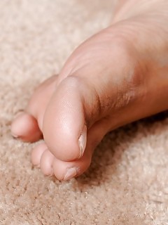 Onyx Crowne - Ebony Feet - Atk Exotic