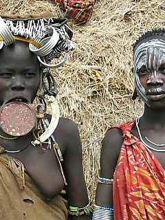 Shocking Africa Hot Ebony Girls