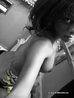 Skany Black Girlfriend Taking Selfies While Nude